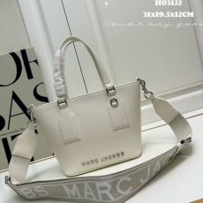 Marc Jacobs Shopping Bags